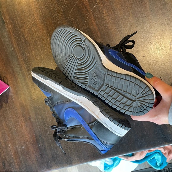 Women’s Nike dunks - Picture 5 of 8